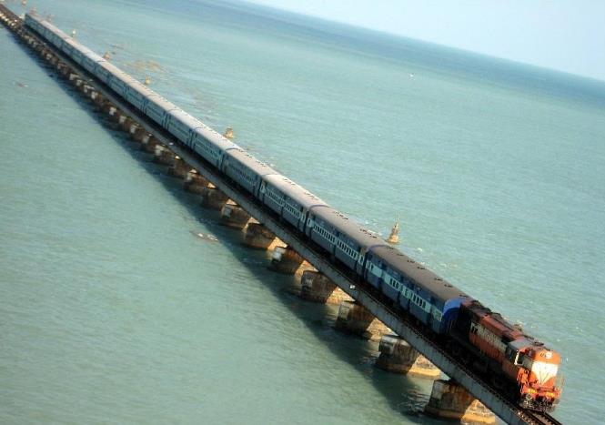 cele mai periculoase căi ferate din lume - Calea Ferata Chennai-Rameswaram