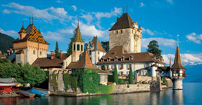 10 castele din Elveția, fortărețe superbe, parcă desprinse din basme featured_compressed