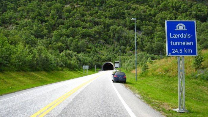 Tunelul Laerdal: cel mai lung tunel