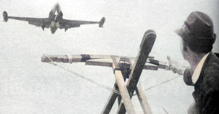Helmut Winter, omul care a tras cu catapulta cu găluște de cartofi după avioanele NATO