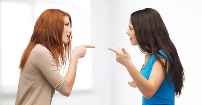 Când vine vorba de conflict, poți fi un ursuleț de pluș sau un rechin: ce personalitate ai, conform psihologilor
