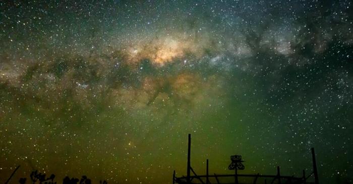 Cât de diferite erau galaxiile din Universul timpuriu față de galaxiile de astăzi?