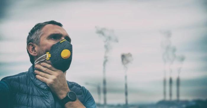 Doar trei ani de expunere la aer poluat pot crește riscul de cancer pulmonar