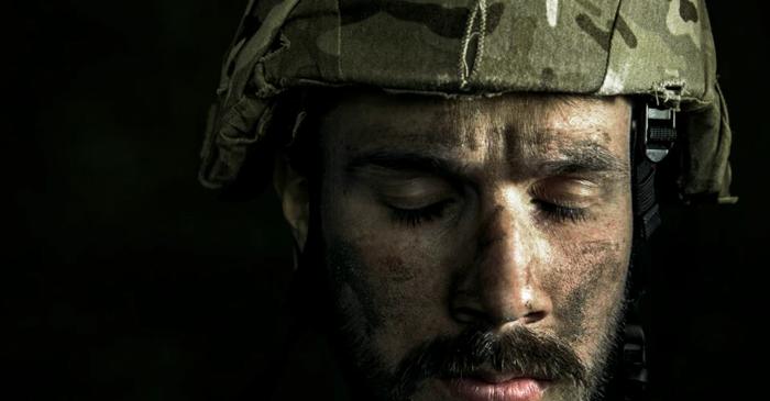 Metoda militară: 5 pași ca să adormi într-o clipită