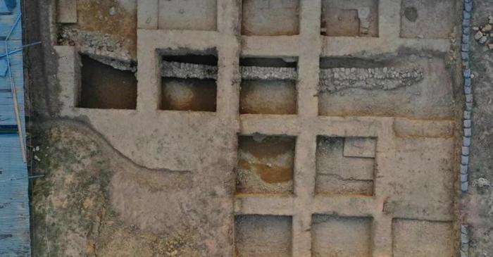 Figurine vechi de 2.800 de ani, descoperite la un templu grecesc. Ar putea fi ofrande pentru Poseidon
