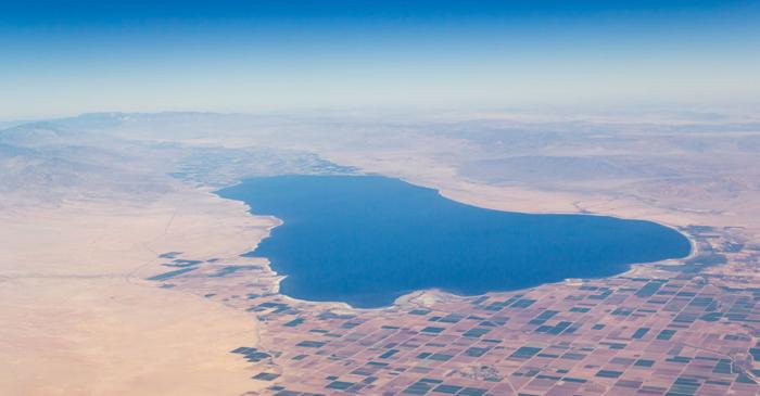 O cantitate uriașă de „aur alb” se ascunde sub cel mai mare lac din California