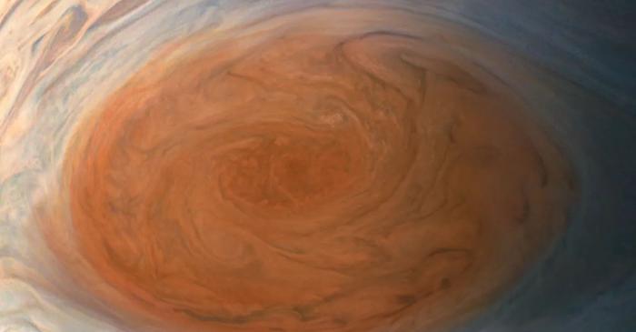 Marea Pată Roșie de pe Jupiter s-ar fi format mai recent decât Statele Unite ale Americii