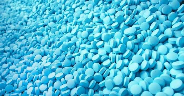Inteligența Artificială a găsit aproape un milion de surse de antibiotice în natură
