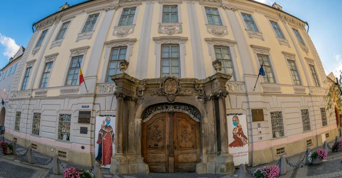 Ce secrete ascunde Muzeul de Istorie Naturală din Sibiu?