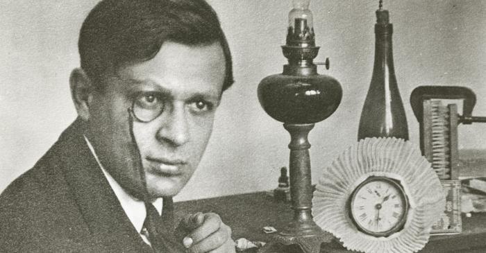 De ce a inventat Tristan Tzara dadaismul la Zürich?