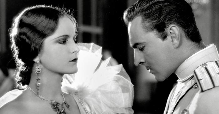 Cum a ajuns John Barrymore de la "Hamlet" la parodie?