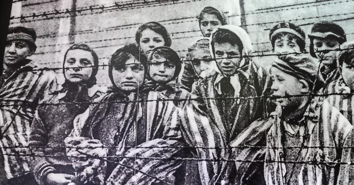 Violoncelista Anita Lasker-Wallfisch: note muzicale în iadul de la Auschwitz
