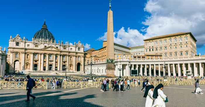 Cine poate deveni cetățean al Vaticanului și de ce este atât de greu?