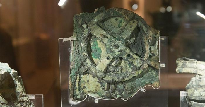 Mecanismul de la Antikythera ar putea fi doar o jucărie antică nefuncțională