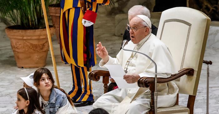 Mentorii necunoscuți care au modelat viziunea revoluționară a papei Francisc