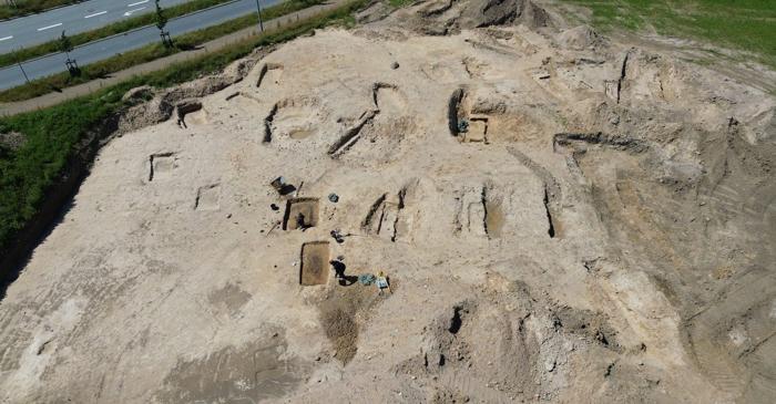 Ce secrete dezvăluie mormintele vikinge descoperite lângă Aarhus?