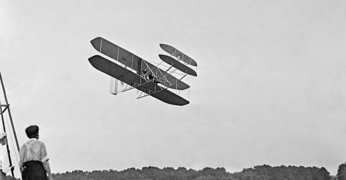 Frații Wright au schimbat istoria omenirii prin primul zbor motorizat la Kitty Hawk