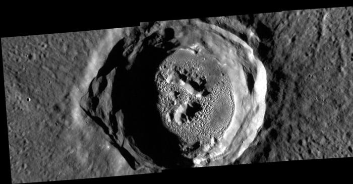 Gravitația Soarelui și misterul stâncilor abrupte de pe Mercur