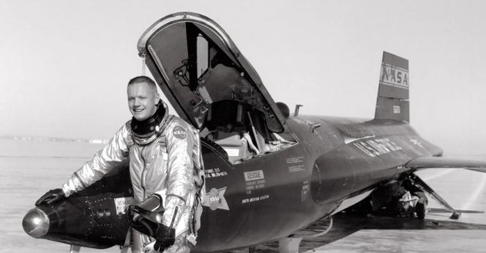 Neil Armstrong a ajuns la NASA cu o săptămână întârziere și aproape a ratat intrarea în istorie