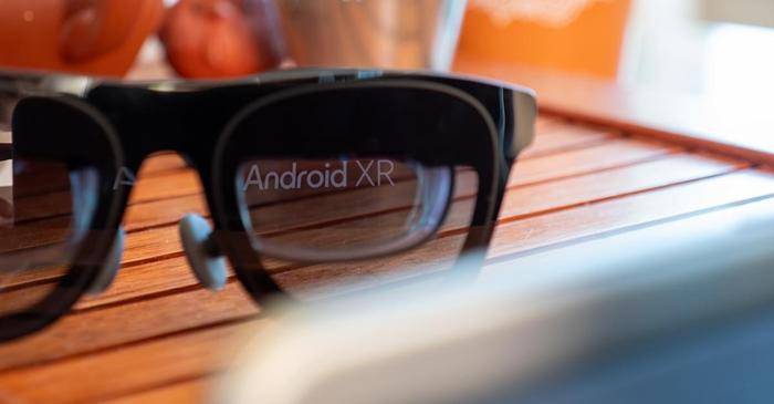 Google testează ochelarii XR „Martha" pentru viitoarea colaborare cu Samsung