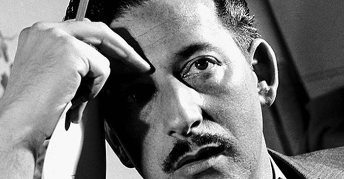Adrian Greenburg, designerul care a îmbrăcat vedetele de aur ale Hollywood-ului
