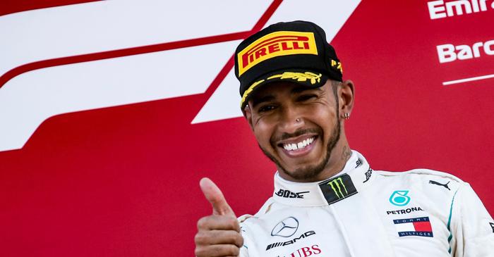 Lewis Hamilton părăsește Mercedes pentru Ferrari într-un contract istoric de peste 100 de milioane de dolari