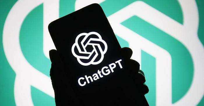 ChatGPT a picat la nivel global, afectând milioane de utilizatori și dezvoltatori