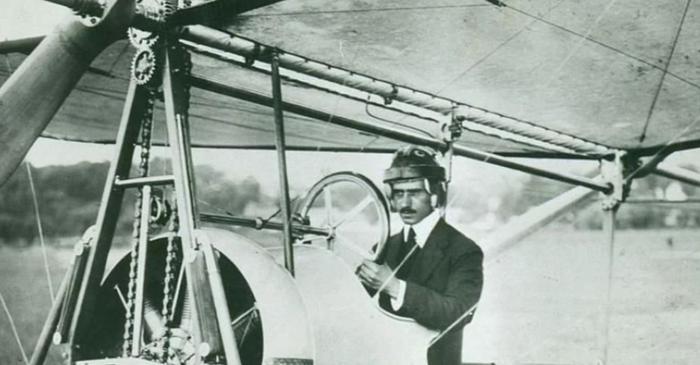 Henri Coandă a fost primul român care a zburat cu avionul, nu Vlaicu sau Vuia
