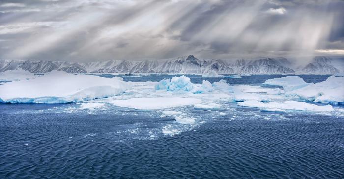 Un efect neașteptat al topirii ghețarilor menține dioxidul de carbon captiv în Oceanul de Sud