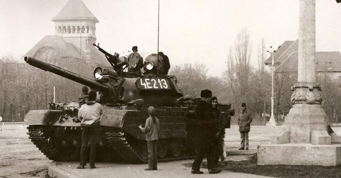 Ultimul discurs al lui Ceaușescu a transformat mitingul de sprijin într-o revoltă sângeroasă