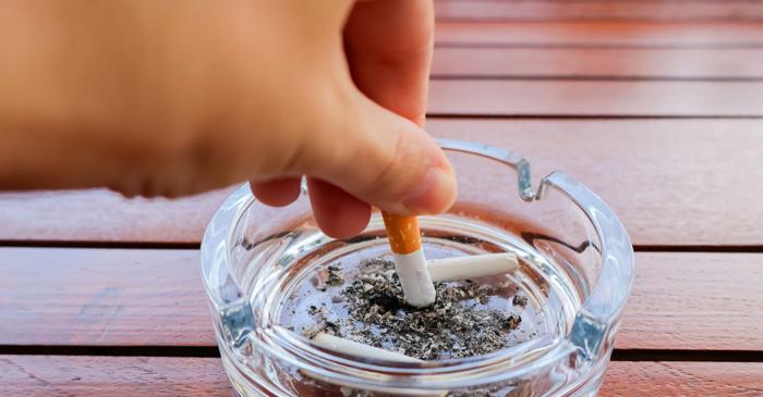 Fumatul, alcoolul și anumite infecții stau la baza a două din cinci cazuri de cancer la nivel mondial