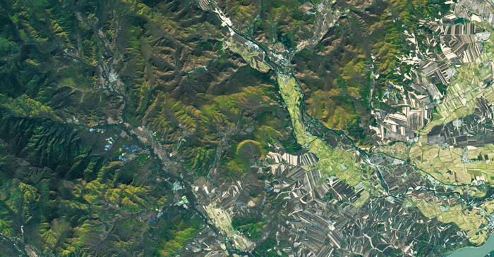 Unde s-a ascuns până acum cel mai tânăr crater de impact de pe Pământ?