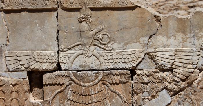 Evreii din Egiptul antic au încorporat un altar de foc zoroastrian în propriul templu
