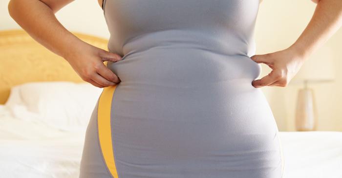 Există o legătură ascunsă între kilogramele în plus și riscul de demență la bătrânețe?