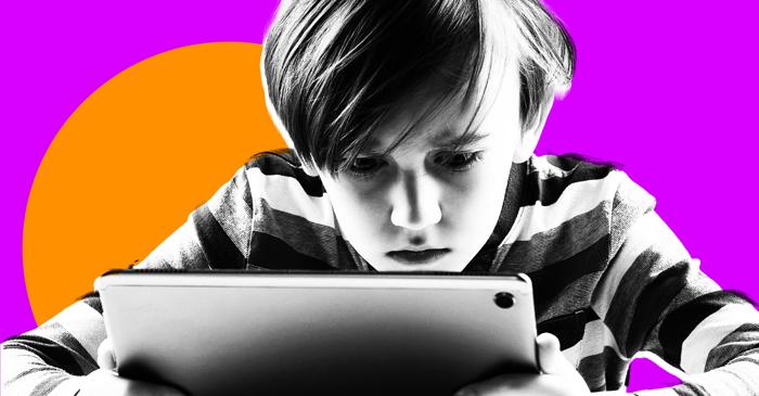 Ecrane interzise până în clasa a doua și chatbot-uri blocate sub 16 ani — ce propune cel mai puternic sindicat al profesorilor din America