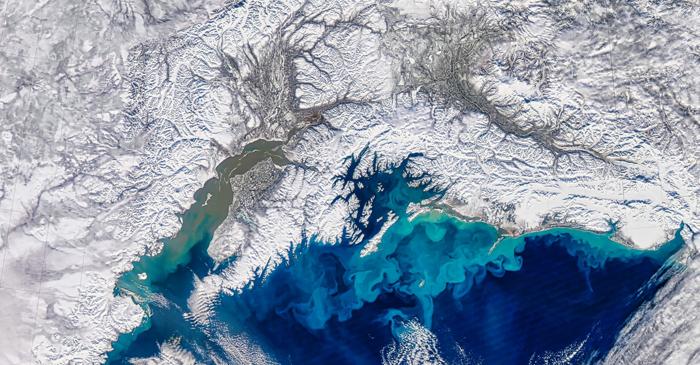 Sub gheața Antarcticii de Est, o rețea uriașă de bazine rescrie istoria tectonică a planetei